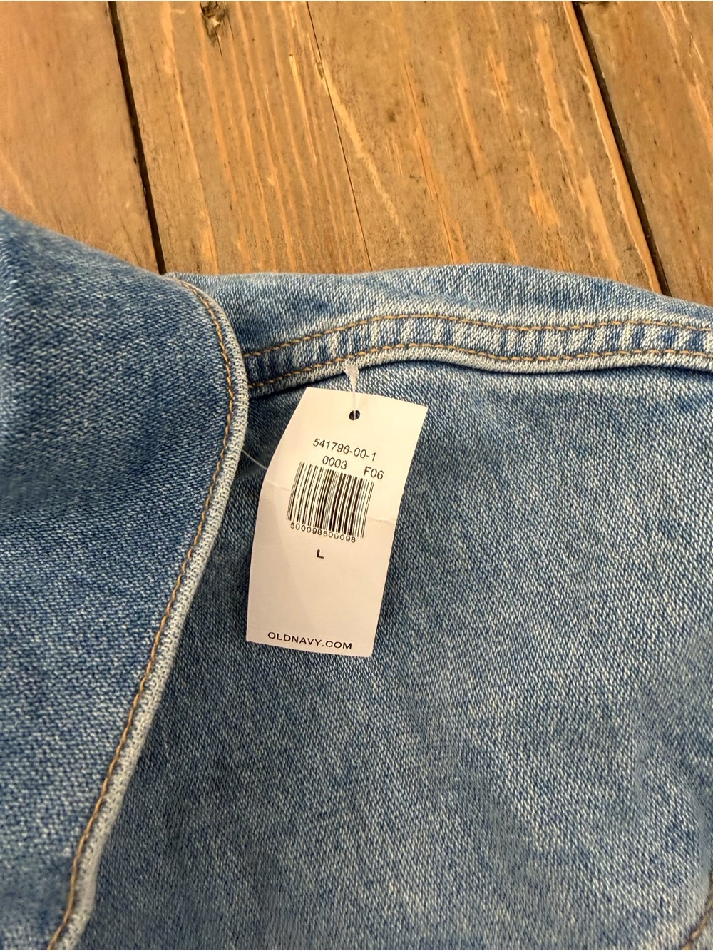 Old navy NWT light wash denim jacket LG classic fall staple casual layering - Picture 4 of 8